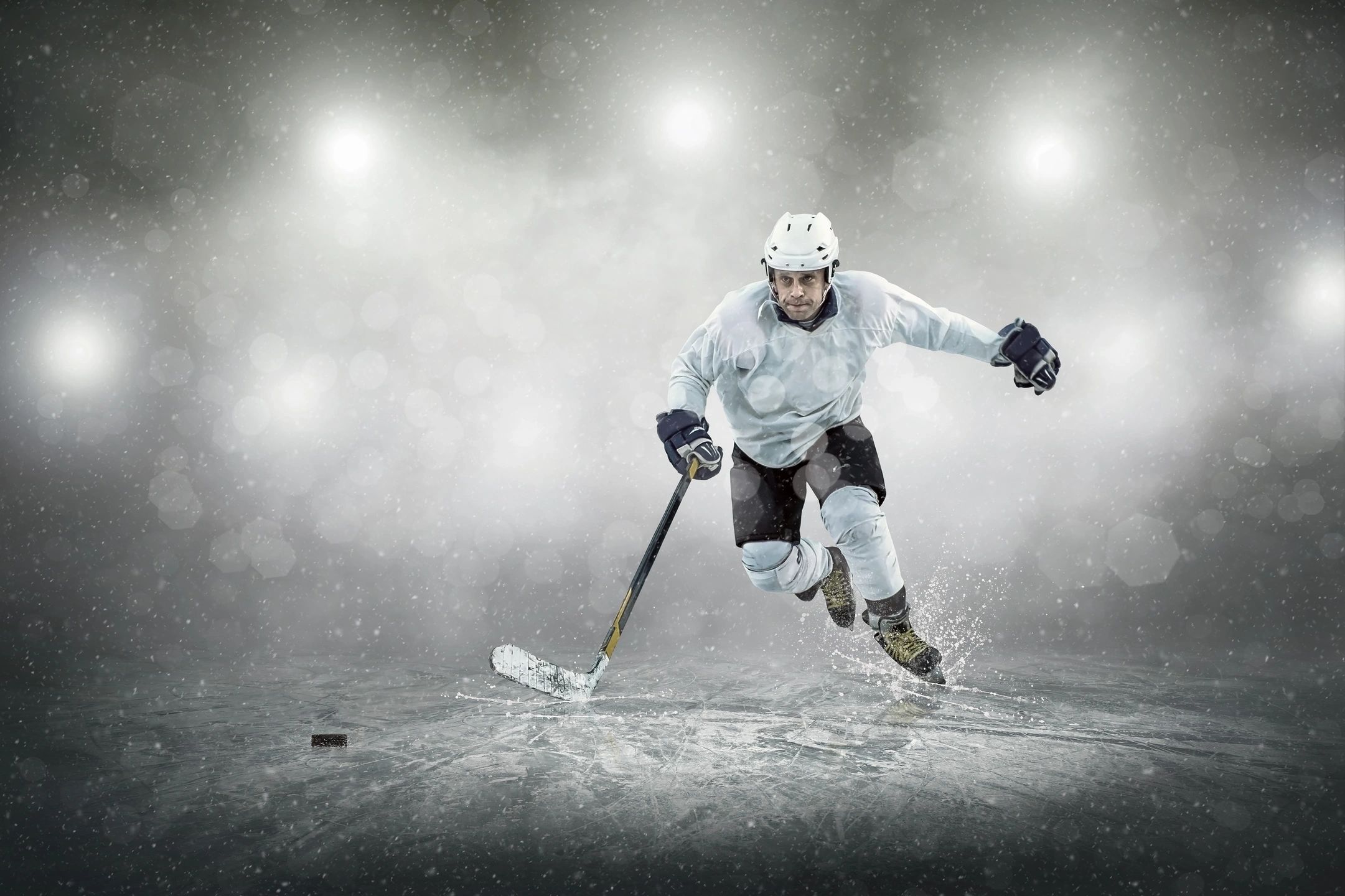 Ice hockey player